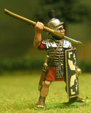 EXR15 Legionary in segmenta armour and plumed helmet,  with pilum and shield, throwing