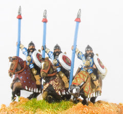 MOG4 Moghul Indian: Heavy / Medium Cavalry with Bow, Shield & upright Spear, on Barded Horse