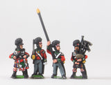 PNB10 British 1814-15: Command: Highlander Officers & Standard Bearers in trews, Piper & Drummer in kilts