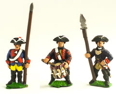 SYP3c Seven Years War Prussian: Command: Musketeer Officer, Standard Bearer (with flag pole only - no cast metal flag) & Drummer