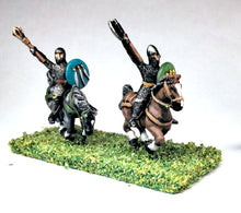 MID81a Spanish: Knights, 1150-1300AD with Mace, Axe or Sword & Round Shield on Unarmoured Horse