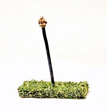 NE40 French: Flag poles with eagle