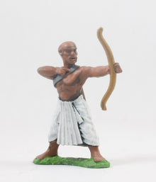 AEG2c Egyptian: Light Archer, long skirt, shaven head, firing