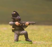 AHN10 Austrian-Hungarian 1804-12: Jager: kneeling, firing