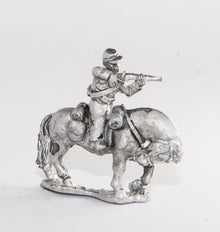BG54 Union or Confederate: Trooper in Kepi firing carbine forward
