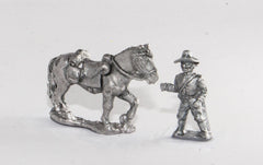 BG70 Union or Confederate: Two horse holders in slouch hat with 4 horses
