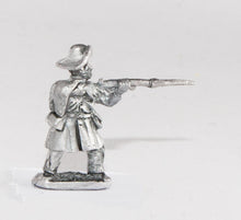 BG83 Union or Confederate: Infantry in Overcoats: Firing in Slouch Hat