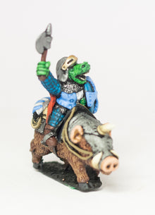 FAN51 Scaley Orc: Cavalry: Orc riding Armoured War Pig / Boar
