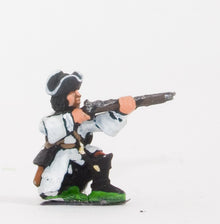 BRO60 European Armies: Dismounted Dragoon in Tricorne, kneeling, firing