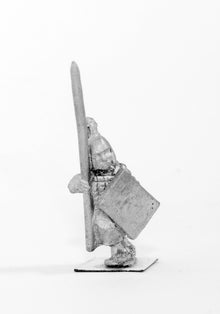 CHO8 Shang or Chou Chinese: Heavy / Medium Spearmen advancing
