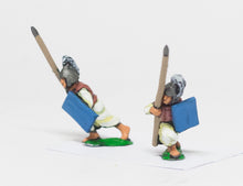 CHO8 Shang or Chou Chinese: Heavy / Medium Spearmen advancing