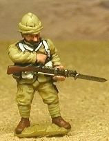 CO19 British: Infantryman loading