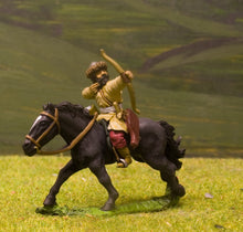 CR21 Crusades: Turcomans Cavalry, with Javelins & Shield, firing Bow