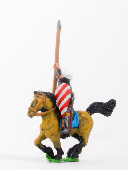 CRU2 Arab cavalry in chainmail & turban with spear & kite shield