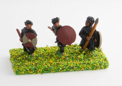 CRU7 Arab spearmen/javelinmen with round shields, assorted poses