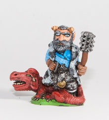 DDE4 Giant with Mace & "Pet"