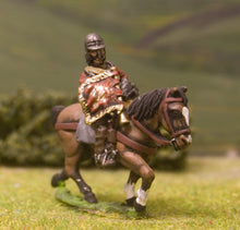 ECW1c New Model Army: Heavy Cavalry Trumpeter in Lobster Pot