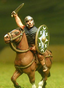 EXR29 Cavalry Officer in Plain Helmet