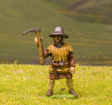 F46 Sappers / Miners: in Kettle helm, quilted jack