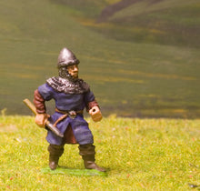 F47 Sappers / Miners: in Pointed helm, mail cape, walking