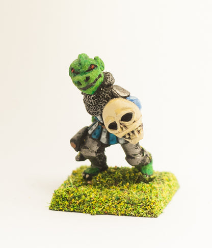 FAN35 Scaley Orc: with Axe and Shield