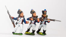 FN152 Infantry 1815: Fusilier, charging, assorted poses