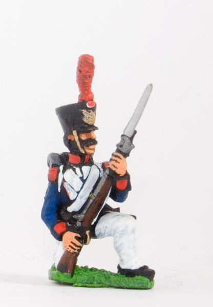 FN159 Grenadier, kneeling, head variants