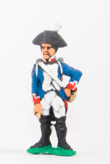 FN40 Line Infantry 1804-12: Fifer in Chapeau at attention