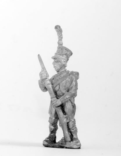 FN50 Line Infantry 1804-12: Fusilier in Shako loading
