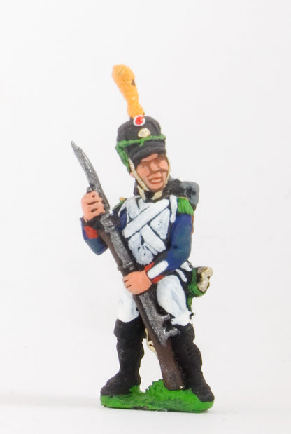 FN56 Line Infantry 1804-12: Voltiguer in Shako loading