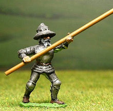 LM6 Swiss: Extra Heavy Halberdiers (assorted)