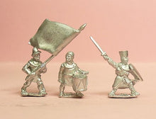 MID78 Command: 3 Foot Standard Bearers, 2 Drummers, 1 Dismounted Knight