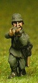 GER14 German Late War Infantry, SS or Panzer Grenadiers in smocks: Infantry advancing
