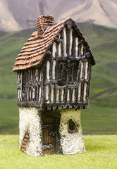 ZX7 Pre-Painted Crook Horn House (25mm scale)