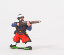 KO41 French: Zouaves: Firing in Fez with Turban wraparound
