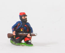 KO43 French: Zouaves: Kneeling loading in Kepi