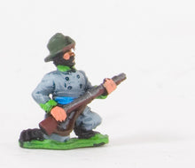 KO69 French: Francs-Tireurs: Kneeling ready in Hats