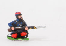 KO8 French: Late Line Infantry: Kneeling ready