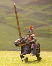 M2c Later Medieval: Mounted Knight c,1335 in Sugar Loaf Helmet with Dragon Crest