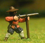MER65 Late Medieval: Musketeer with rest in Hat, firing
