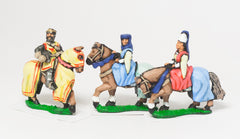 MID68d Command: King / General & two Mounted Ladies 1300-1360AD