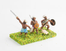 MOG10 Moghul Indian: Swordsmen