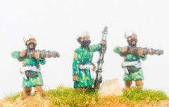 MOG12 Moghul Indian: Musketeers standing