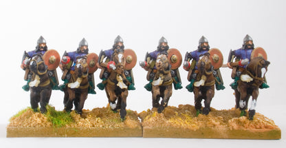 MOG27a Moghul Indian: Allied Heavy / Medium Cavalry with Bow, Shield & forward facing Spear, on Unarmoured Horse