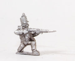 NSS3a Spanish Infantry 1810-1815: Grenadier or Chasseur in British style uniform, kneeling, firing