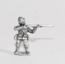 OC56 British: Infantryman firing