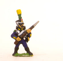 PN22French: Light Infantry (Leger) Carabinier, Voltigeur or Chasseur advancing