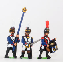 PN69 French: Command: Officer, Standard Bearer & Drummer in Shako, advancing