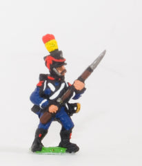 PN80 French: Light Infantry (Leger): Carabinier, Chasseur or Voltigeur in Shako with side plume
