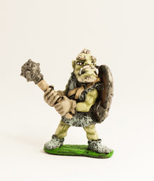 Q40Orc: in Studded Leather Jack, with huge Mace